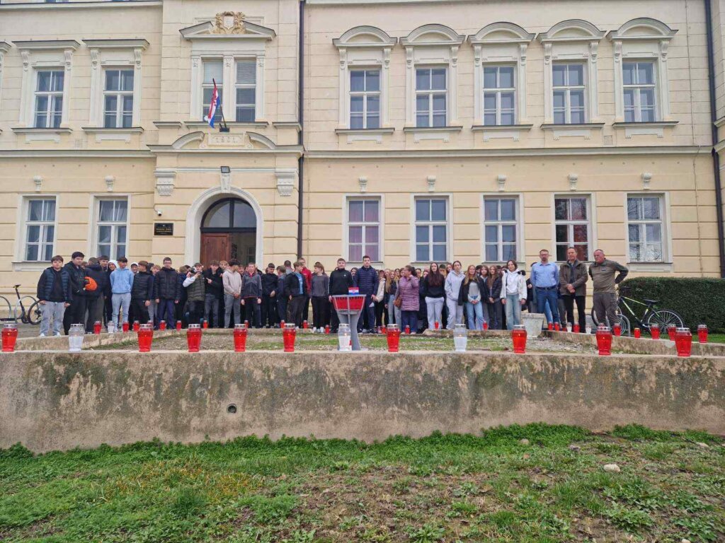 6e2963b2 29e7 4bfd Ab5b 4b953a6bb686