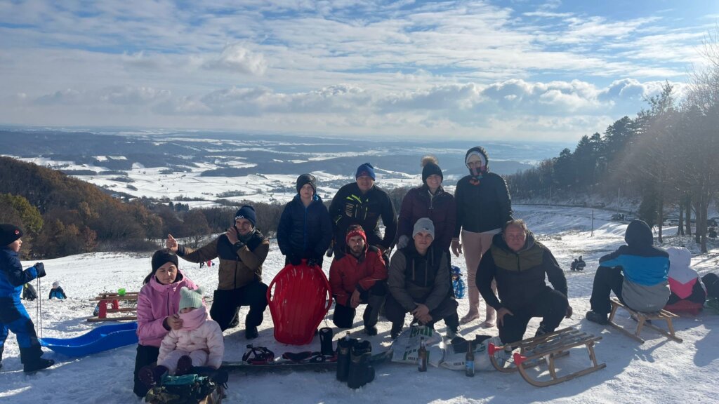 90135467 4feb 4639 A3e3 19e412f5a9d7