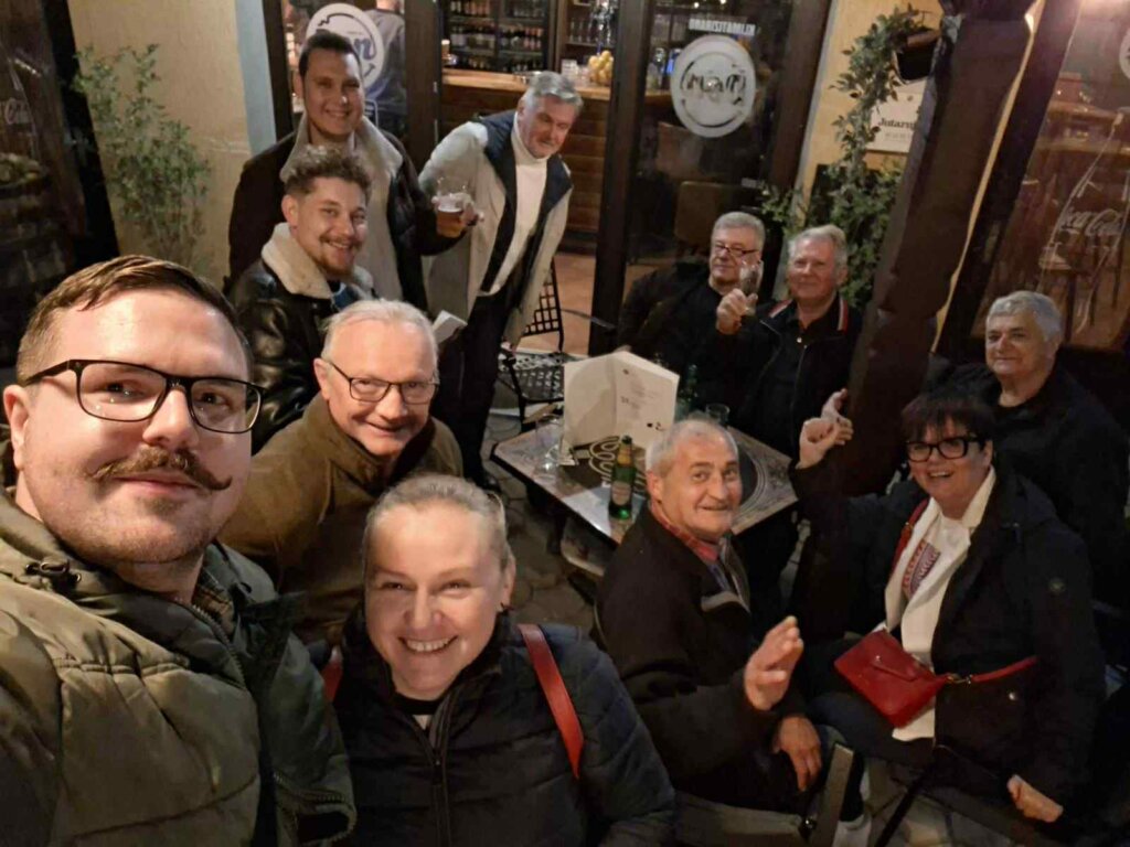 99db02e6 79dc 4354 Bc1f D204424e74db