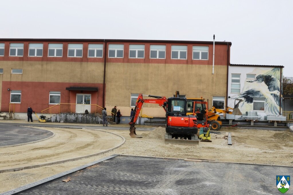 Cn9a1572 1024x682 Equal