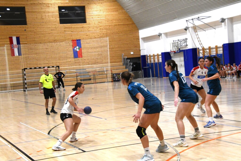 RUKOMET – 3. HRL SJEVER Bjelovarske rukometašice slavile u Križevcima