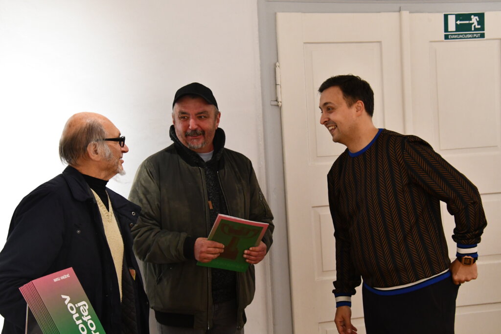 [FOTO] SLONOV TROFEJ Izložba Mateja Kneževića otvorena u Križevcima