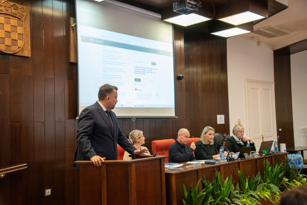 Župan Golubić i zamjenik Rajn smanjili si plaće