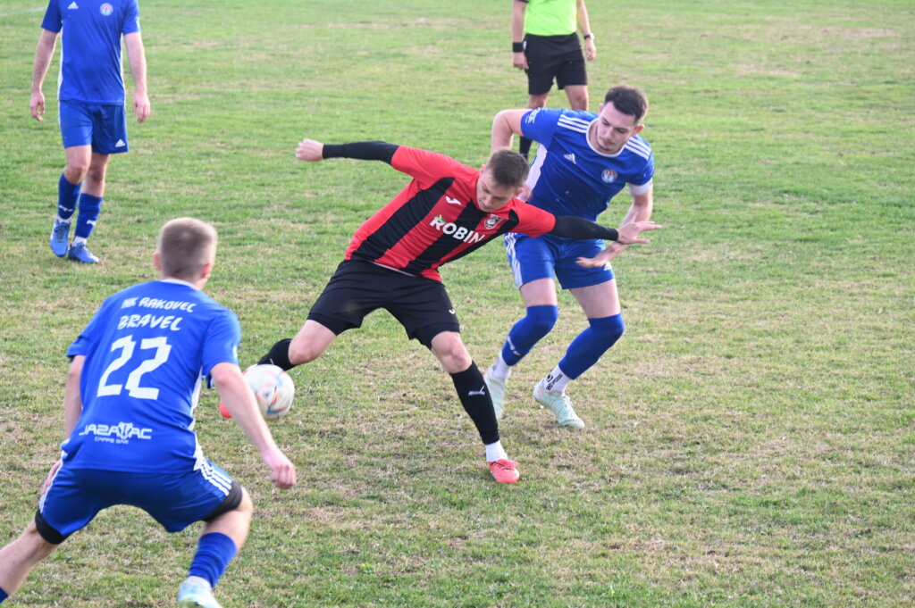 NOGOMET – JEDINSTVENA 1. ŽNL Graničar Tučenik pobijedio Rakovec