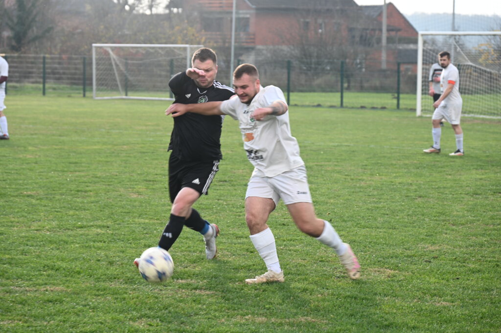 NOGOMET 2. ŽNL ISTOK Mlinarić i Kusobrak za nova tri boda Farkaša
