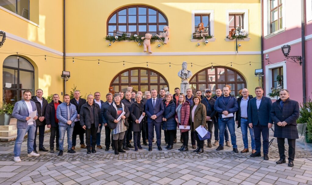 [FOTO] Za korištenje obnovljivih izvora energije Varaždinska županija ove godine izdvojila ukupno 300 tisuća eura