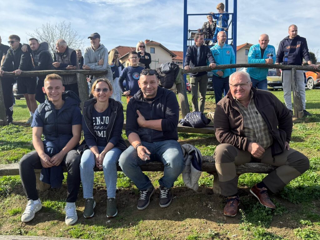 Photo 2025 11 02 11 58 19