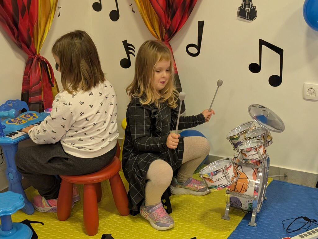 Photo 2025 11 08 12 49 40