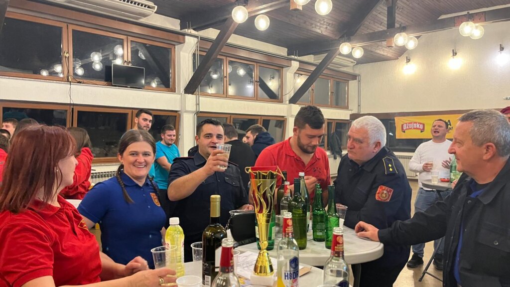 Photo 2025 11 29 23 37 27