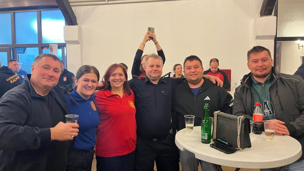 Photo 2025 11 29 23 37 41