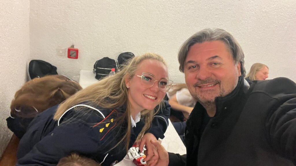 Photo 2025 11 29 23 37 44 1