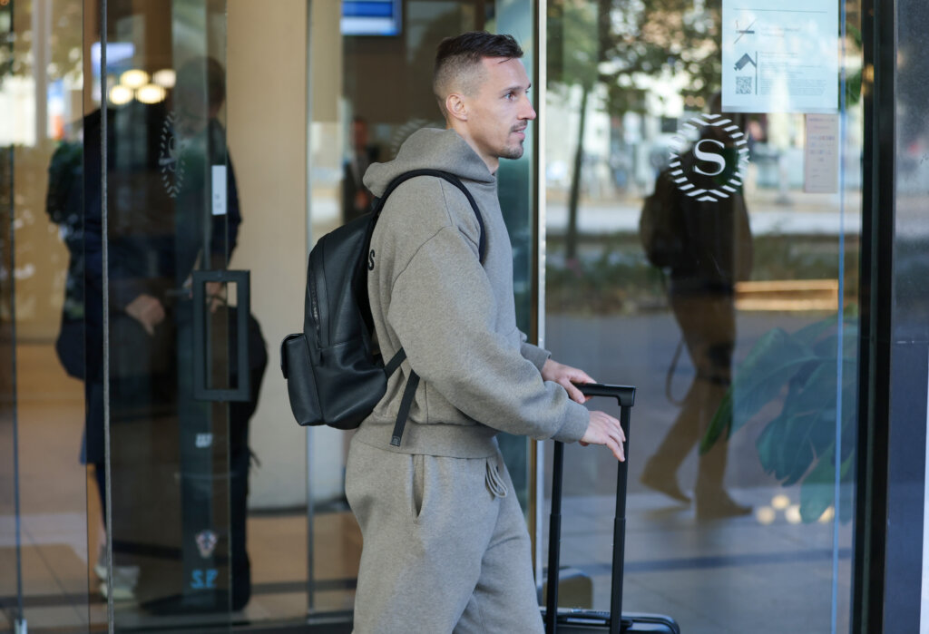 Zagreb: Okupljanje Hrvatske Nogometne Reprezentacije Mislav Oršić