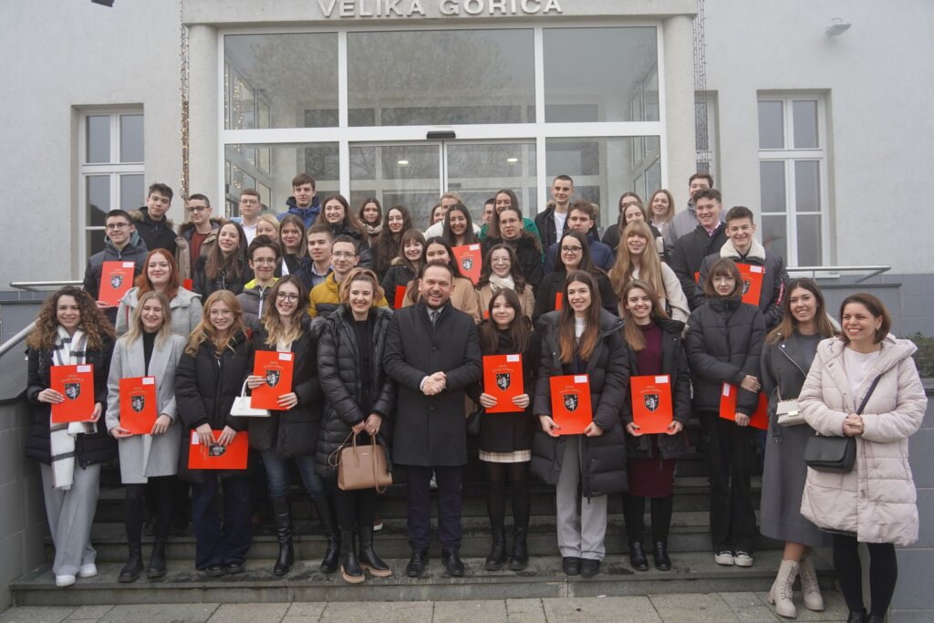 Gorički srednjoškolci dobili naknadu od 140 eura 