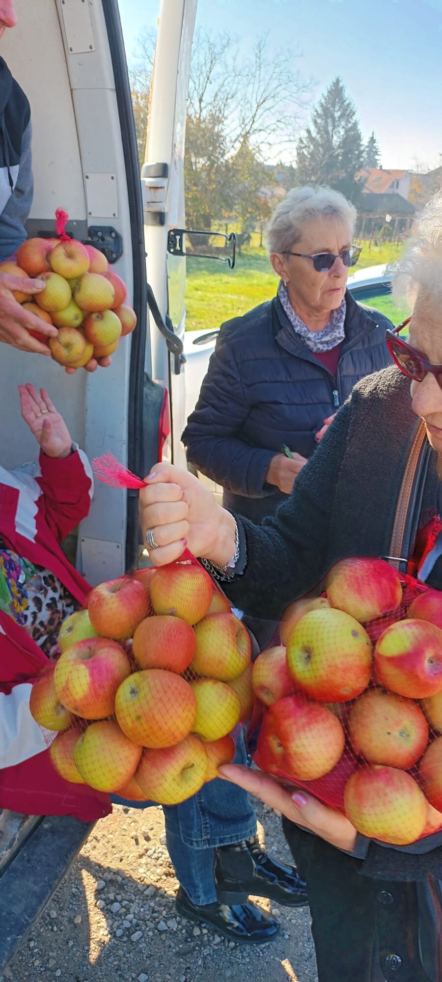 Whatsapp Slika 2025 11 06 U 06.52.42 Addd2064