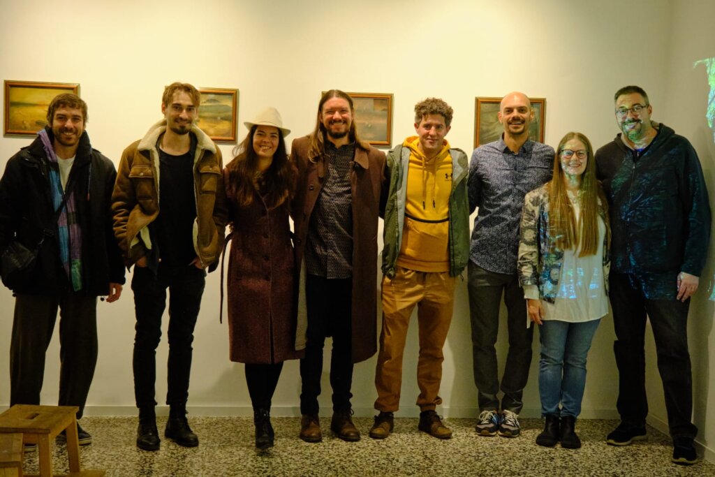 [FOTO] Izložba slika dubravskog slikara Zorana Jambrešića otvorena u Udruzi Artoratorij