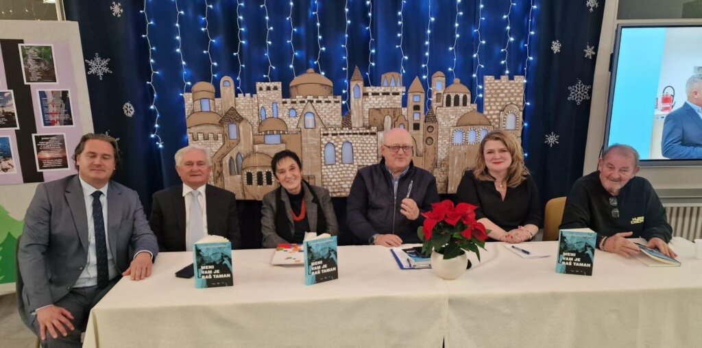 U Bisagu predstavljena knjiga Maksimilijana Milana Hercega “Meni vam je baš taman”