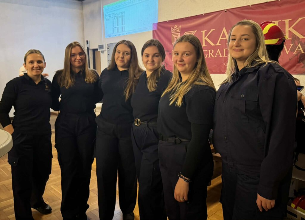 Att.h 5vqwinz6uwyyd9ofipenlq04txeaaqyihsjhhts6q