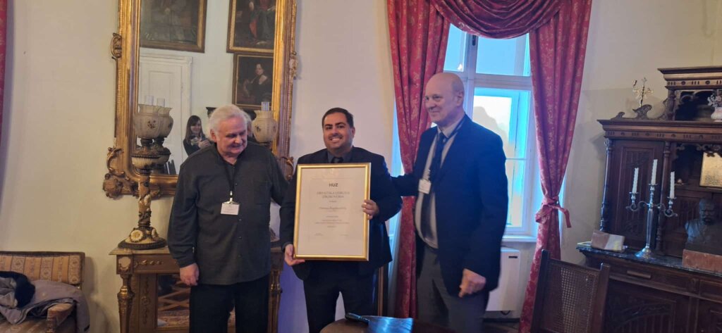 Križevčanin Ozren Bogdanović primo nagradu “Maestro Mentor” Hrvatske udruge zborovođa