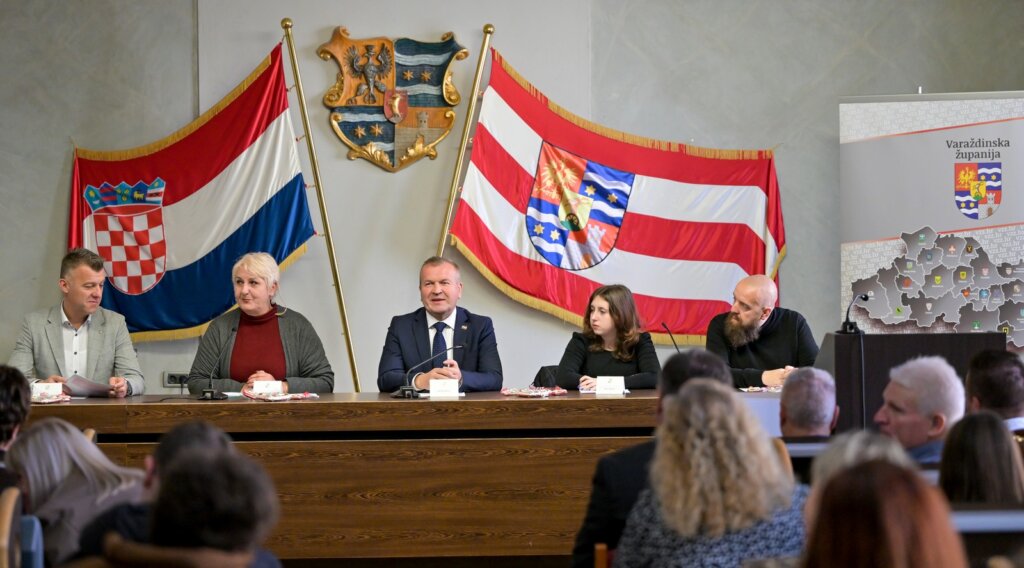 [FOTO] Na Svjetski dan djeteta prvi susret djece sa županom, načelnicima i gradonačelnicima iz Varaždinske županije