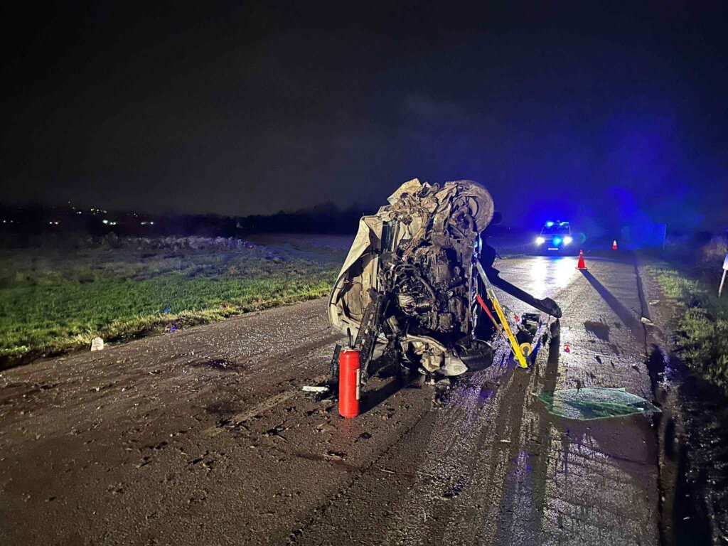 Vozač sletio s ceste te se prevrnuo, završio je u bolnici