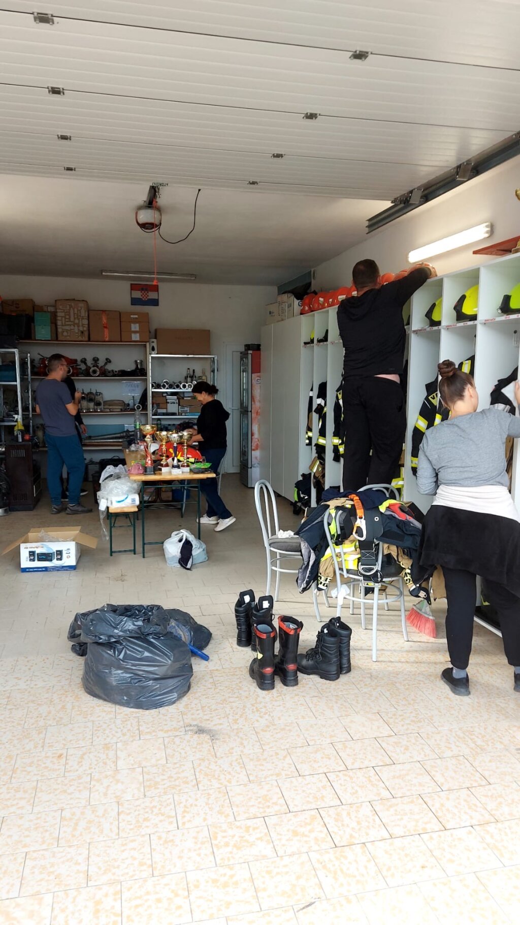 E5f4e8c4 121c 486a Beb1 E33b552e1659