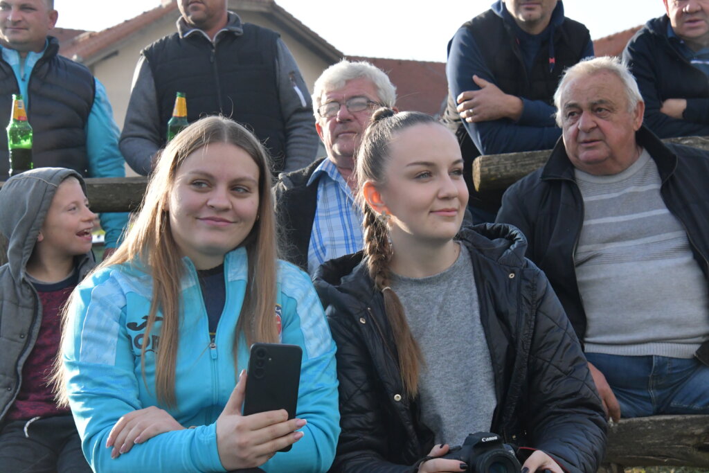 Navijačkom fotkom u novi dan