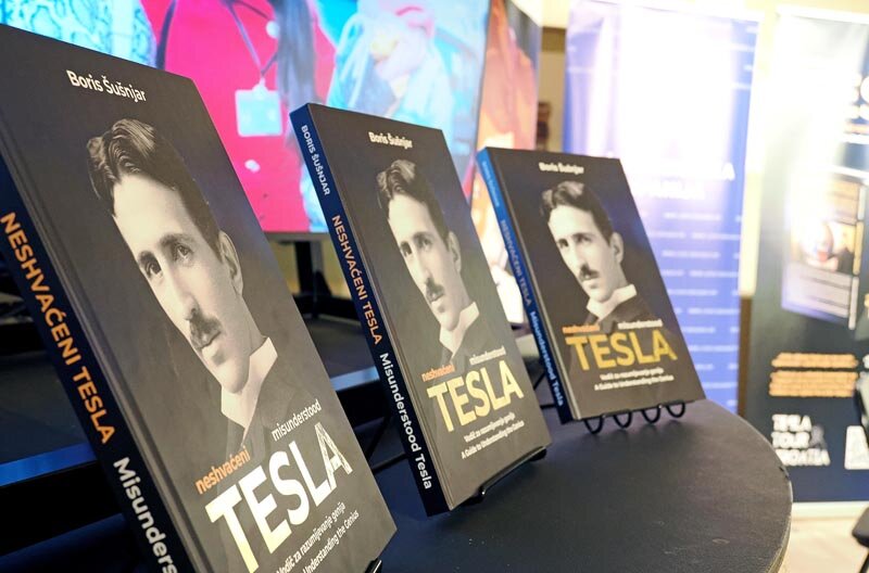 Fotonikola Zoko (2) (1)