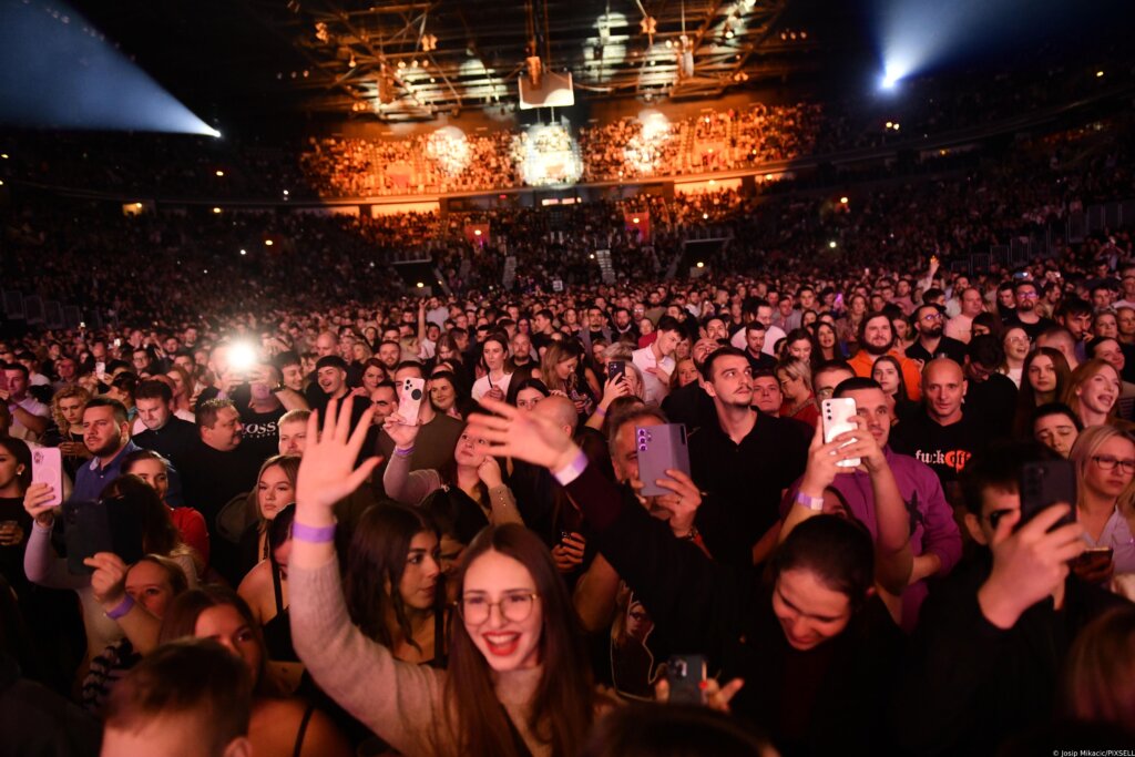 Mile Kitić svojim hitovima raspjevao Zagreb