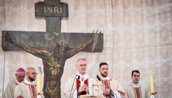 Misno Slavlje Na Mirogoju Povodom Blagdana Svih Svetih