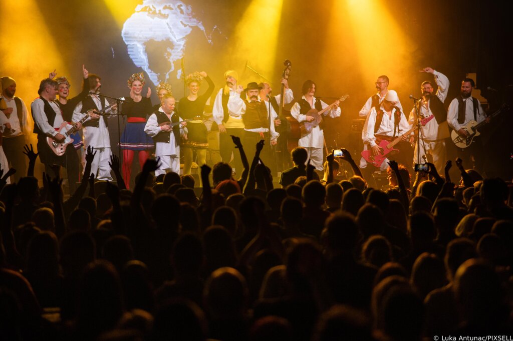 [VIDEO] LET 3 održao još jedan sjajan koncert u Tvornici kulture