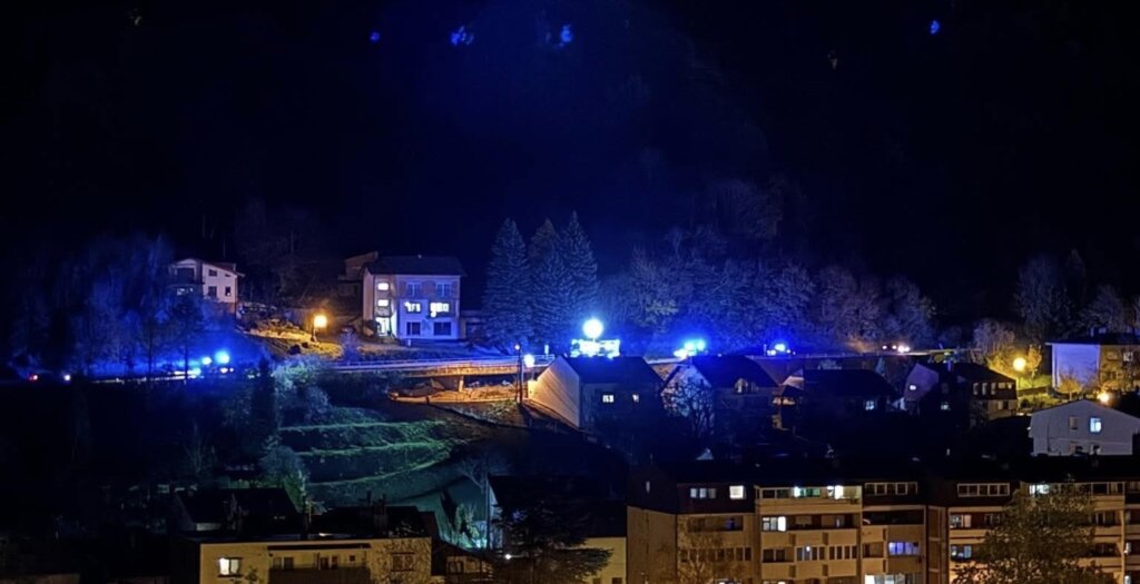 Teška prometna nesreća u Zagorju, prekinut promet u oba smjera