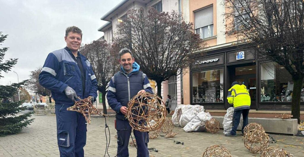 [FOTO/VIDEO] Uoči blagdana uređuje se središnji trg u Koprivnici