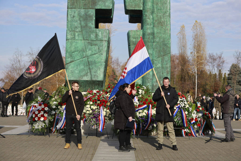 Vukovar: Odana počast žrtvama Ovčare
