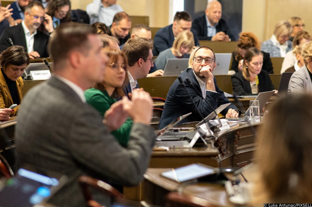 Tomašević predao Gradskoj skupštini proračun Zagreba za 2026. od 3,15 milijardi eura