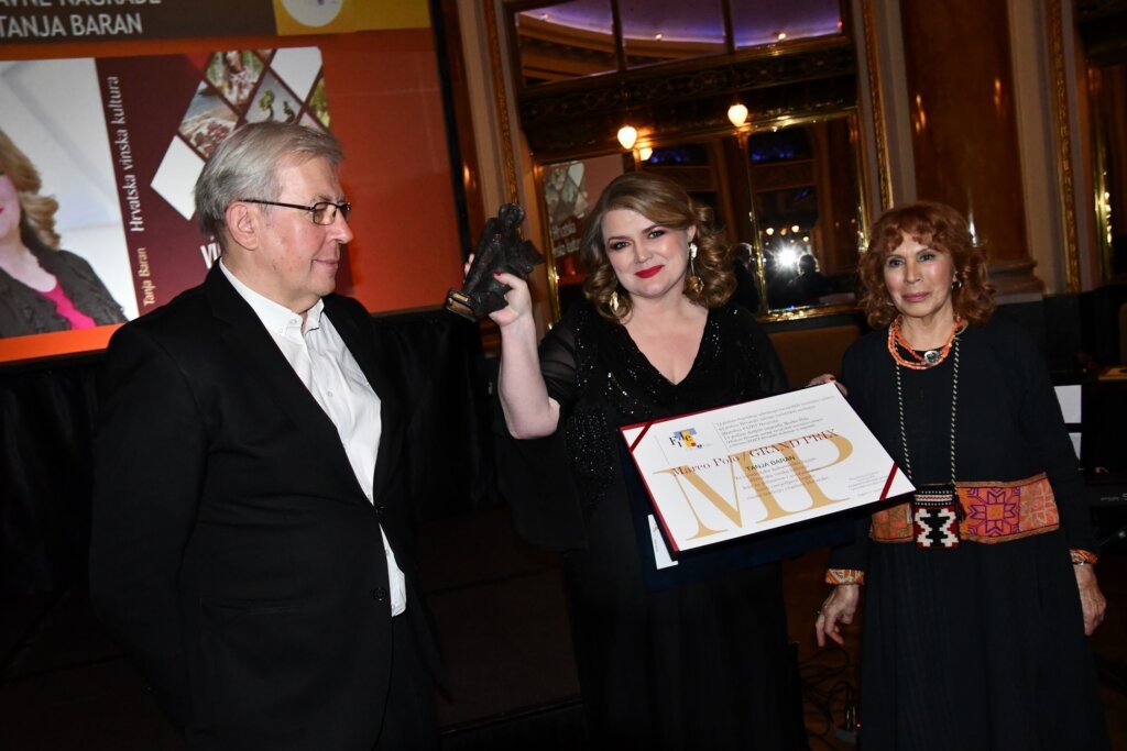 07 Dodjela Nagrade, Željko Žutelija, Tanja Baran, Tina Eterović Čubrilo