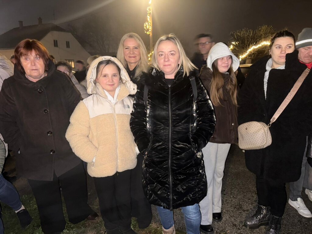 16c7caff 30cd 4d22 Ae76 Aeb321caa886