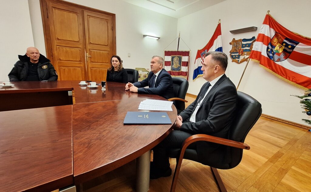 191225 Potpisivanje Trokut 4