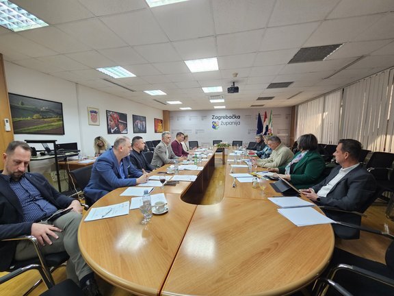 20251201 121747.jpg 648x432 Q85 Subsampling 2