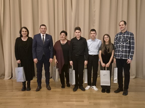 20251203 114708.jpg 648x432 Q85 Subsampling 2