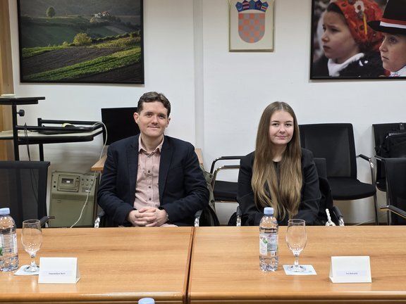 20251204 100012.jpg 648x432 Q85 Subsampling 2