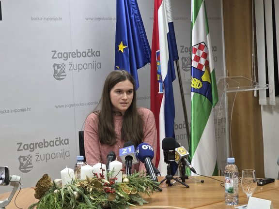 20251204 101118.jpg 648x432 Q85 Subsampling 2