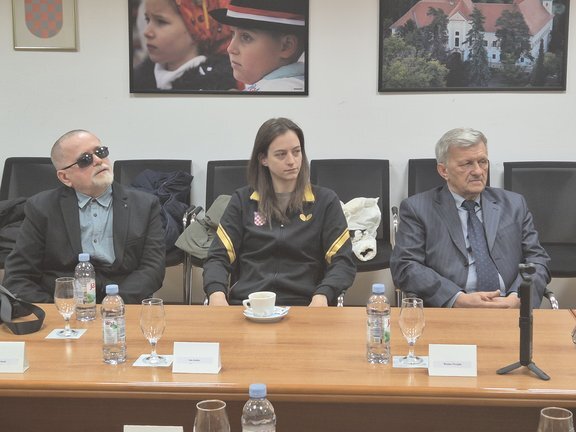 20251217 101008.jpg 648x432 Q85 Subsampling 2