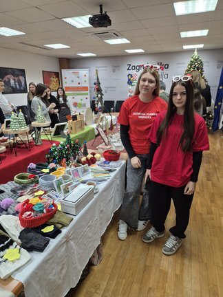 20251218 092112.jpg 648x432 Q85 Subsampling 2