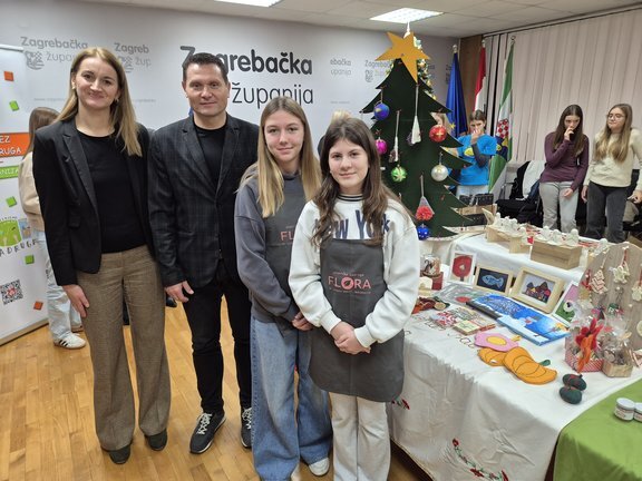 20251218 102425.jpg 648x432 Q85 Subsampling 2