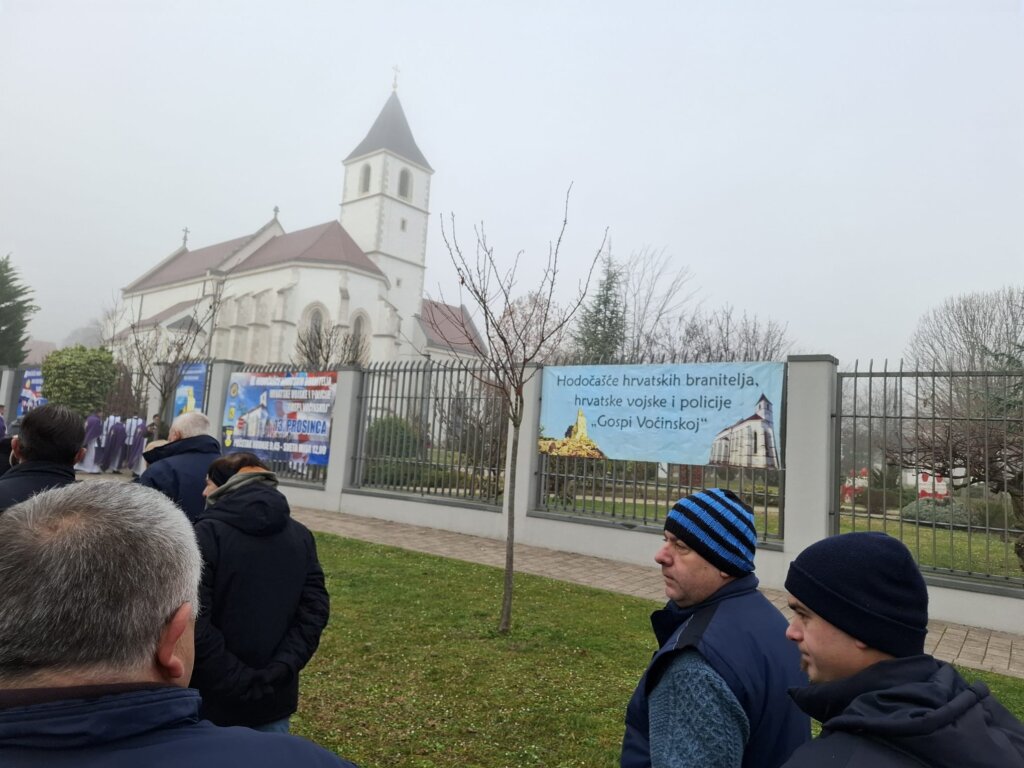 3203acc7 36bd 4a1e A5a2 0a10b422d6e6