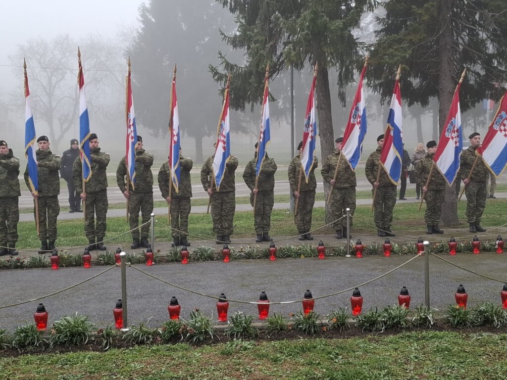 3548b7be 3a6e 4f79 A45c B623265ad178