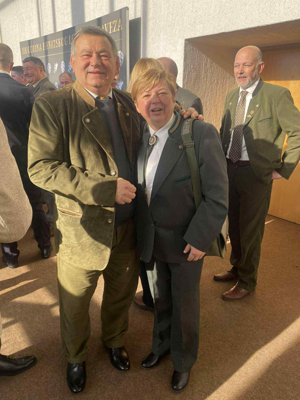 3723d0d8 98cb 49b6 A5b1 1a7ad07419bc