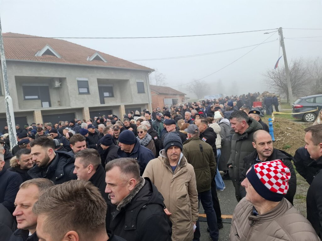 4f34a9ab 4160 4072 9baa D3f26de8fb03