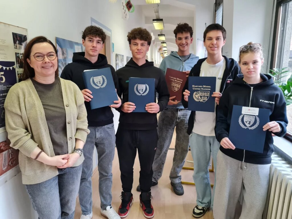 Zagrebački gimnazijalci 16. put debatirali na Harvardu i osvojili nagradu