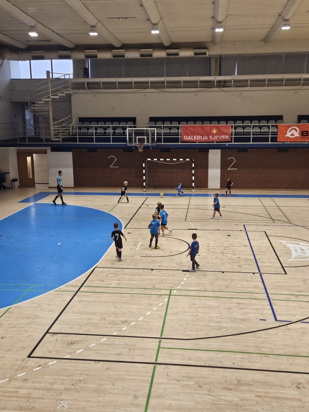 5ca89373 C244 4b61 B45a 885d8c8ac49d